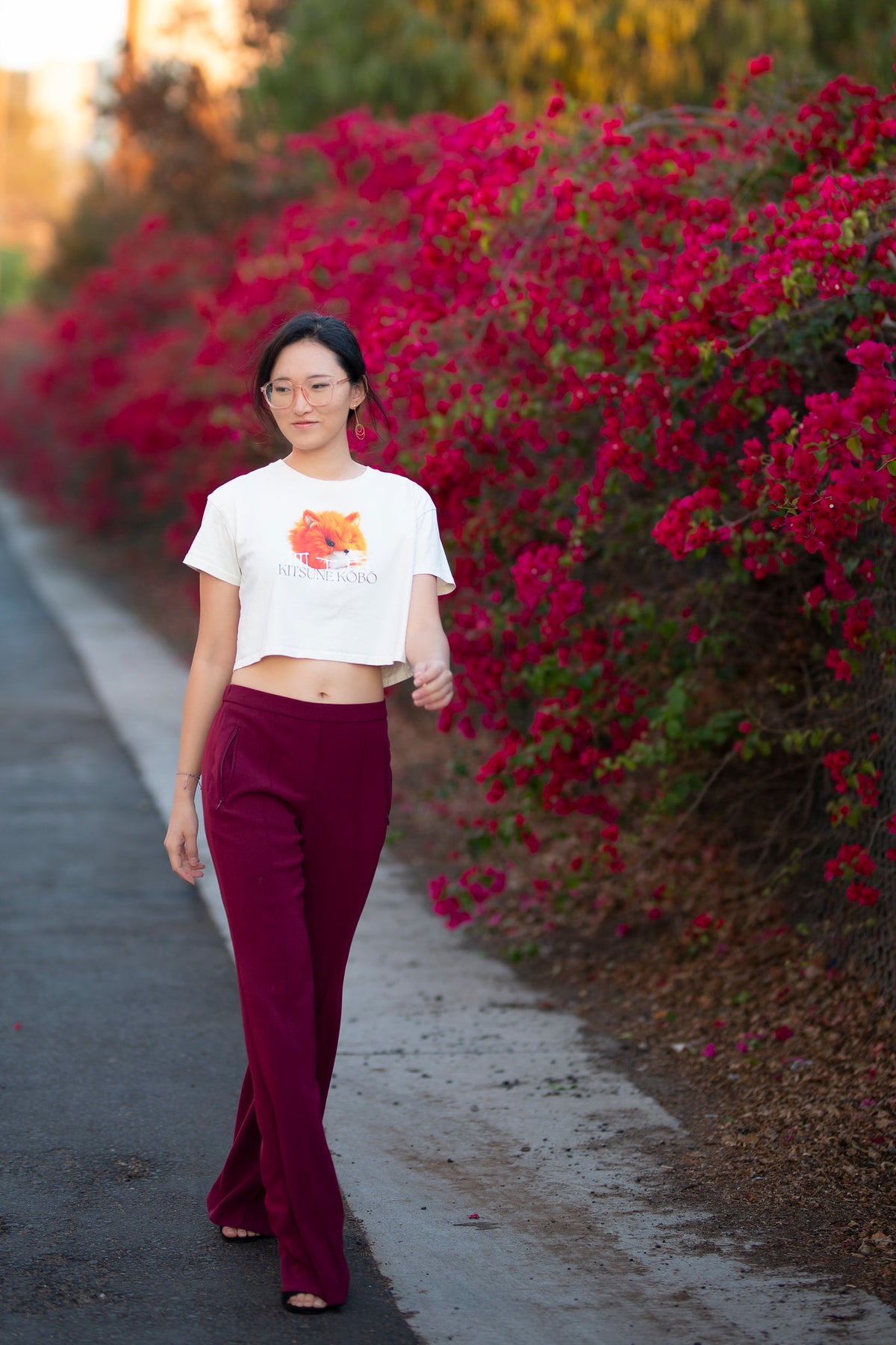 Model is 5'7" wearing size S