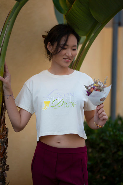 Model is wearing Lemon Drop Crop size S